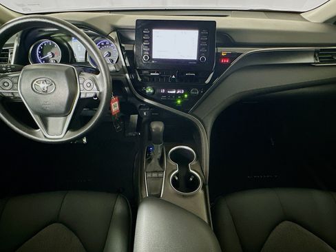 Used 2022 Toyota Camry LE FWD image 26
