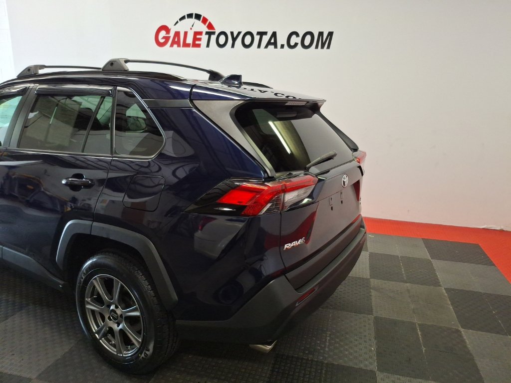 Used 2019 Toyota RAV4 XLE w/ Convenience Package AWD/4WD image 7