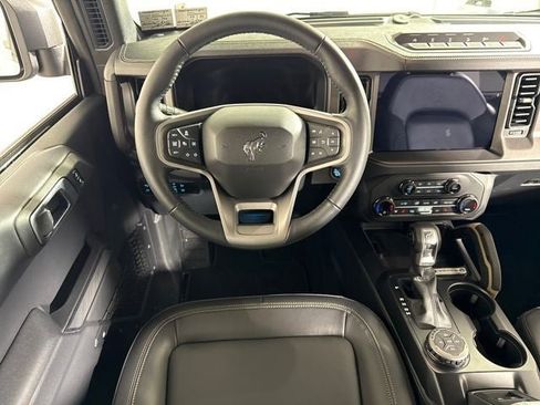 New 2025 Ford Bronco Badlands AWD/4WD image 17