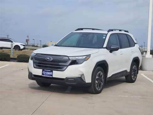 New 2026 Subaru Forester Premium image 2