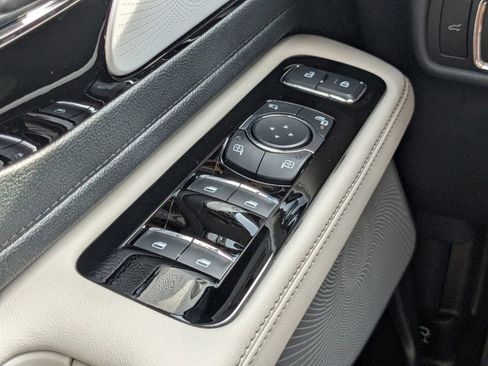 New 2026 Lincoln Aviator Reserve image 28