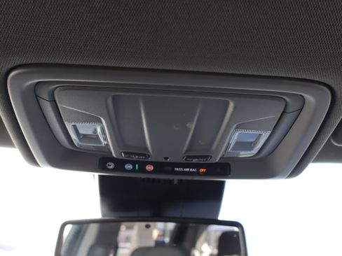 Certified 2024 Chevrolet Silverado 2500 Custom w/ Custom Value Package image 30