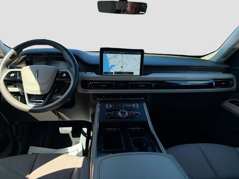 Used 2020 Lincoln Aviator Reserve w/ Equipment Group 201A image 18