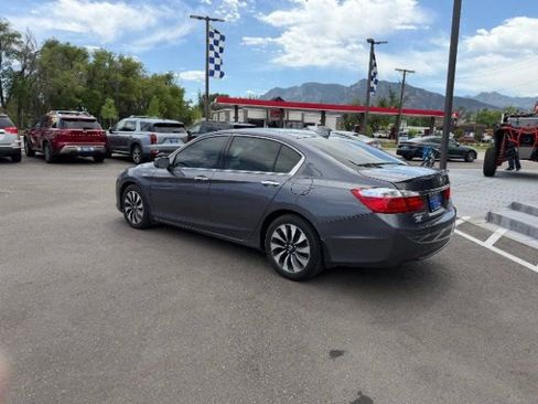 Used 2015 Honda Accord Touring image 8