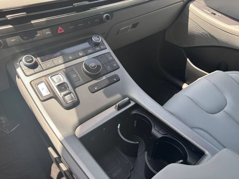 Used 2025 Hyundai Palisade SEL FWD image 42