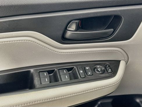 Used 2022 Honda Odyssey EX image 21