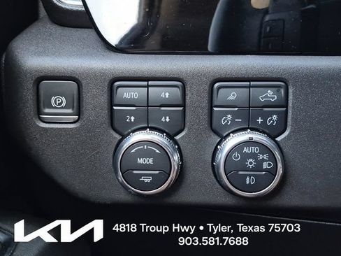 Used 2024 GMC Sierra 1500 SLT w/ SLT Premium Package AWD/4WD image 30