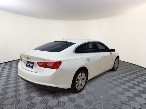 Used 2024 Chevrolet Malibu LT FWD image 4
