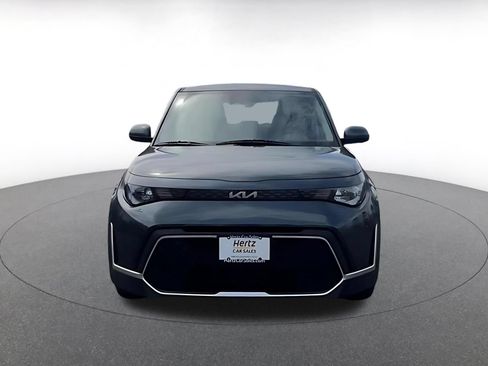 Used 2025 Kia Soul LX w/ LX Technology Package FWD image 4