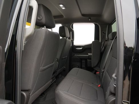 Used 2022 Chevrolet Silverado 1500 LT AWD/4WD image 18