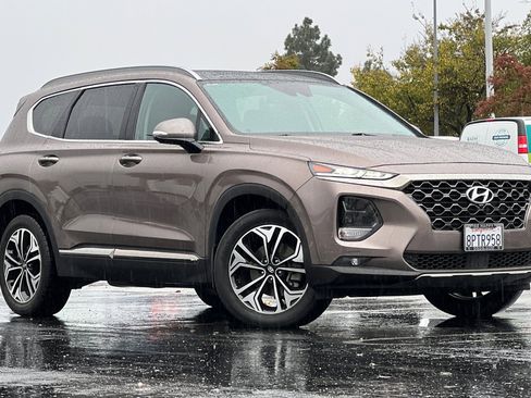 Used 2020 Hyundai Santa Fe Limited image 2