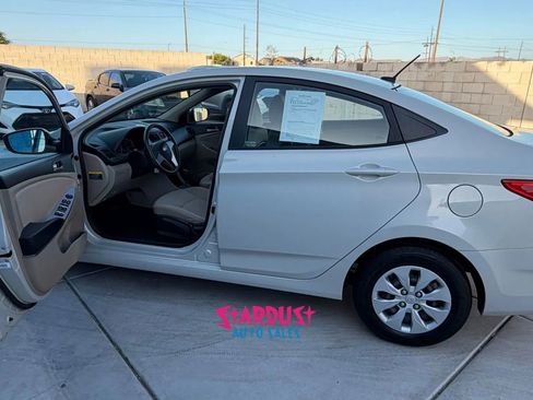 Used 2016 Hyundai Accent SE FWD image 9