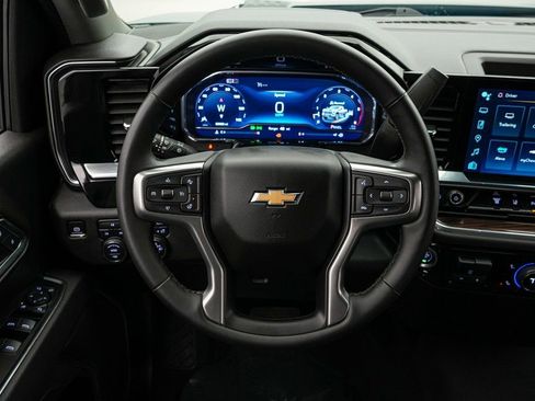 Used 2025 Chevrolet Silverado 2500 LT w/ Texas Edition image 14