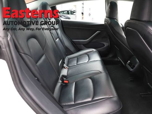 Used 2023 Tesla Model 3 Standard Range RWD image 17