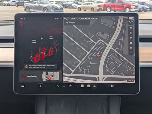 Used 2025 Tesla Model Y Performance image 13