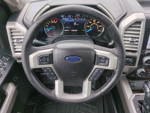 Used 2016 Ford F150 Lariat w/ Equipment Group 502A Luxury AWD/4WD image 24