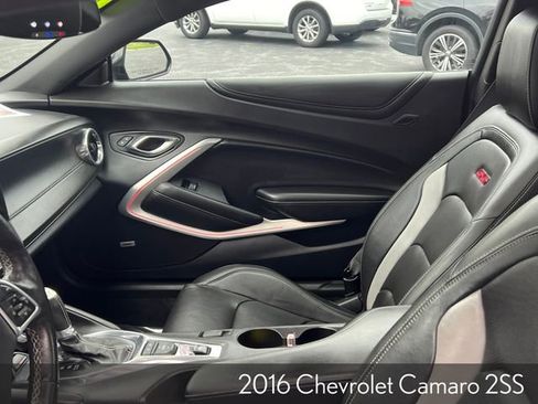 Used 2016 Chevrolet Camaro SS image 22