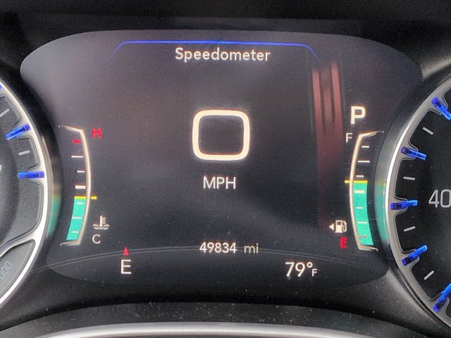 Certified 2025 Chrysler Pacifica Select FWD image 29