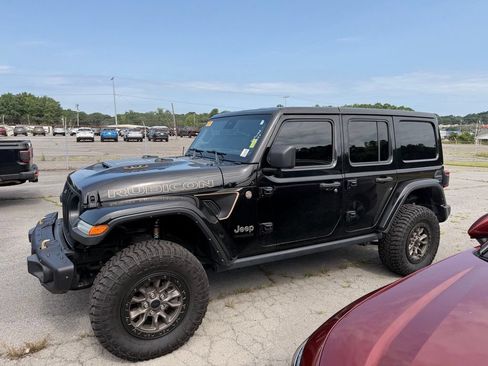 Used 2022 Jeep Wrangler Unlimited Rubicon w/ Dual Top Group AWD/4WD image 1