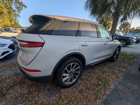 Used 2023 Lincoln Corsair FWD w/ Equipment Group 101A image 13