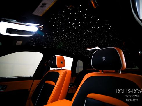 Certified 2025 Rolls-Royce Cullinan Black Badge AWD/4WD image 12