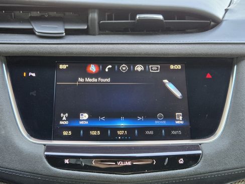 Used 2017 Cadillac XT5 Platinum AWD/4WD image 13