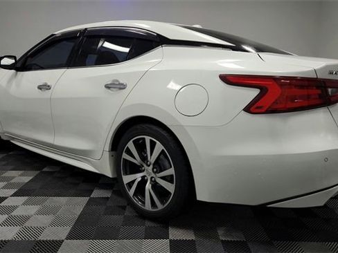 Used 2017 Nissan Maxima 3.5 SV image 5