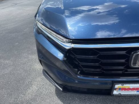 Certified 2025 Honda CR-V EX image 39