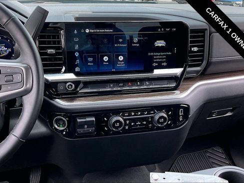 Used 2025 Chevrolet Silverado 2500 LT w/ Convenience Package AWD/4WD image 9