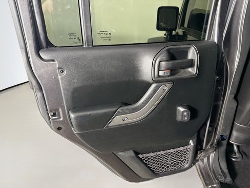 Used 2017 Jeep Wrangler Unlimited Sport w/ Connectivity Group image 25