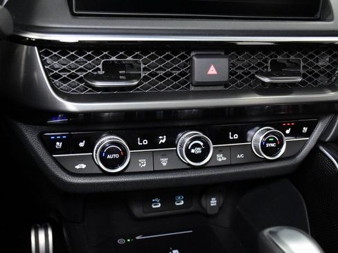 Used 2025 Acura ADX A-Spec AWD/4WD image 18