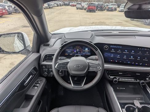 New 2026 Chevrolet Suburban RST w/ Advanced Technology Package image 3