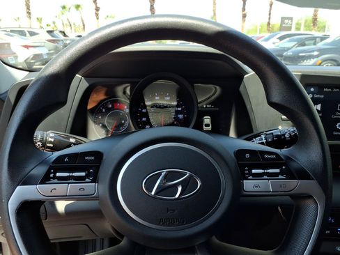 Certified 2023 Hyundai Elantra SEL FWD image 18