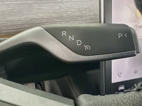 Used 2022 Tesla Model 3 Long Range AWD/4WD image 23