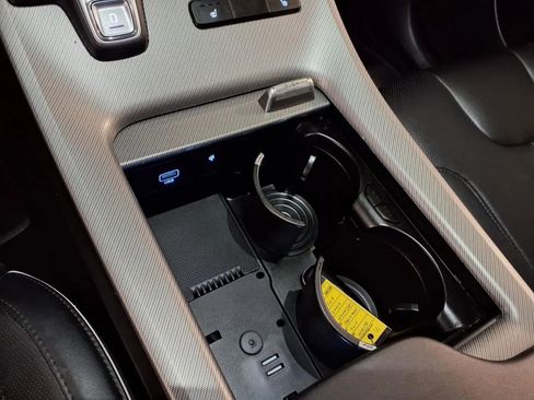 Used 2024 Hyundai Palisade SEL image 25