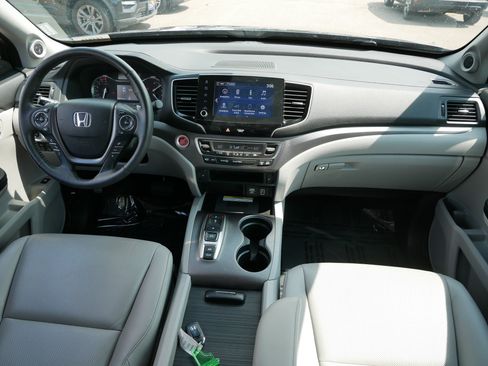 Used 2023 Honda Ridgeline RTL-E image 10