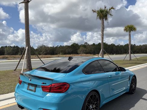 Used 2018 BMW M4 Coupe RWD image 3