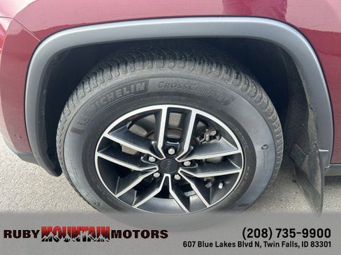 Used 2019 Jeep Grand Cherokee Trailhawk image 18