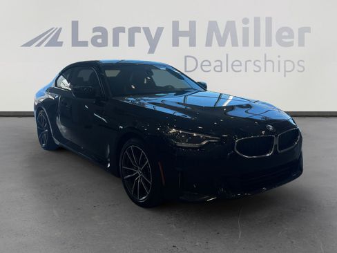 Used 2024 BMW 230i xDrive 230i xDrive w/ Convenience Package image 7