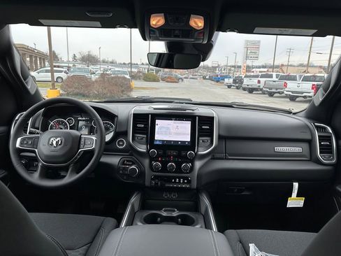 New 2026 RAM 1500 Big Horn AWD/4WD image 13