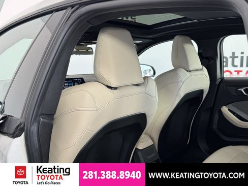 Used 2025 BMW 228i xDrive AWD/4WD image 16
