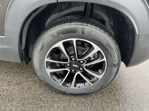 Used 2025 Chevrolet TrailBlazer LT image 10