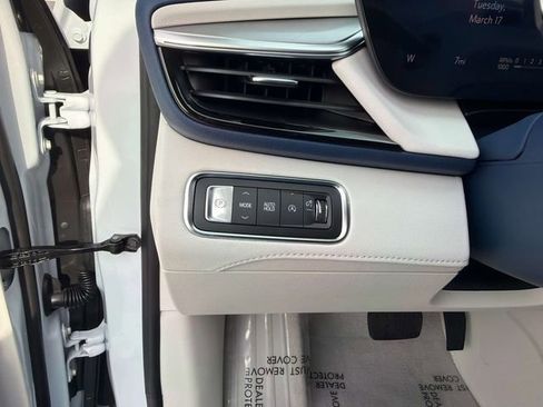 New 2026 Buick Enclave Avenir w/ Super Cruise Package image 31