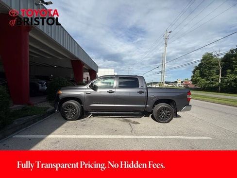 Used 2021 Toyota Tundra SR5 w/ SR5 Upgrade Package AWD/4WD image 2