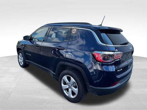 Used 2021 Jeep Compass Latitude w/ Convenience Group AWD/4WD image 28