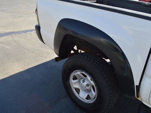 Used 2013 Toyota Tacoma 4x4 Double Cab w/ Convenience Pkg image 9