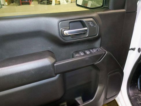 New 2026 GMC Sierra 1500 Pro w/ Convenience Package image 8