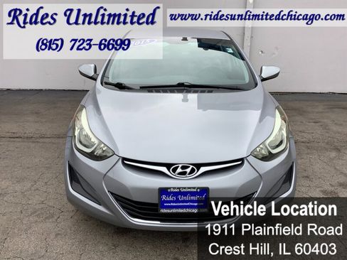 Used 2015 Hyundai Elantra SE FWD image 4