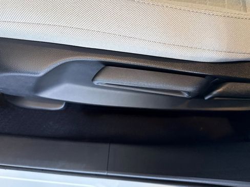 Certified 2024 Honda HR-V LX image 13