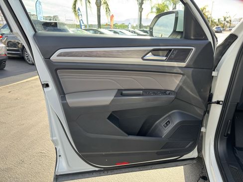 Used 2023 Volkswagen Atlas Cross Sport SE w/ Black Wheel Package image 14